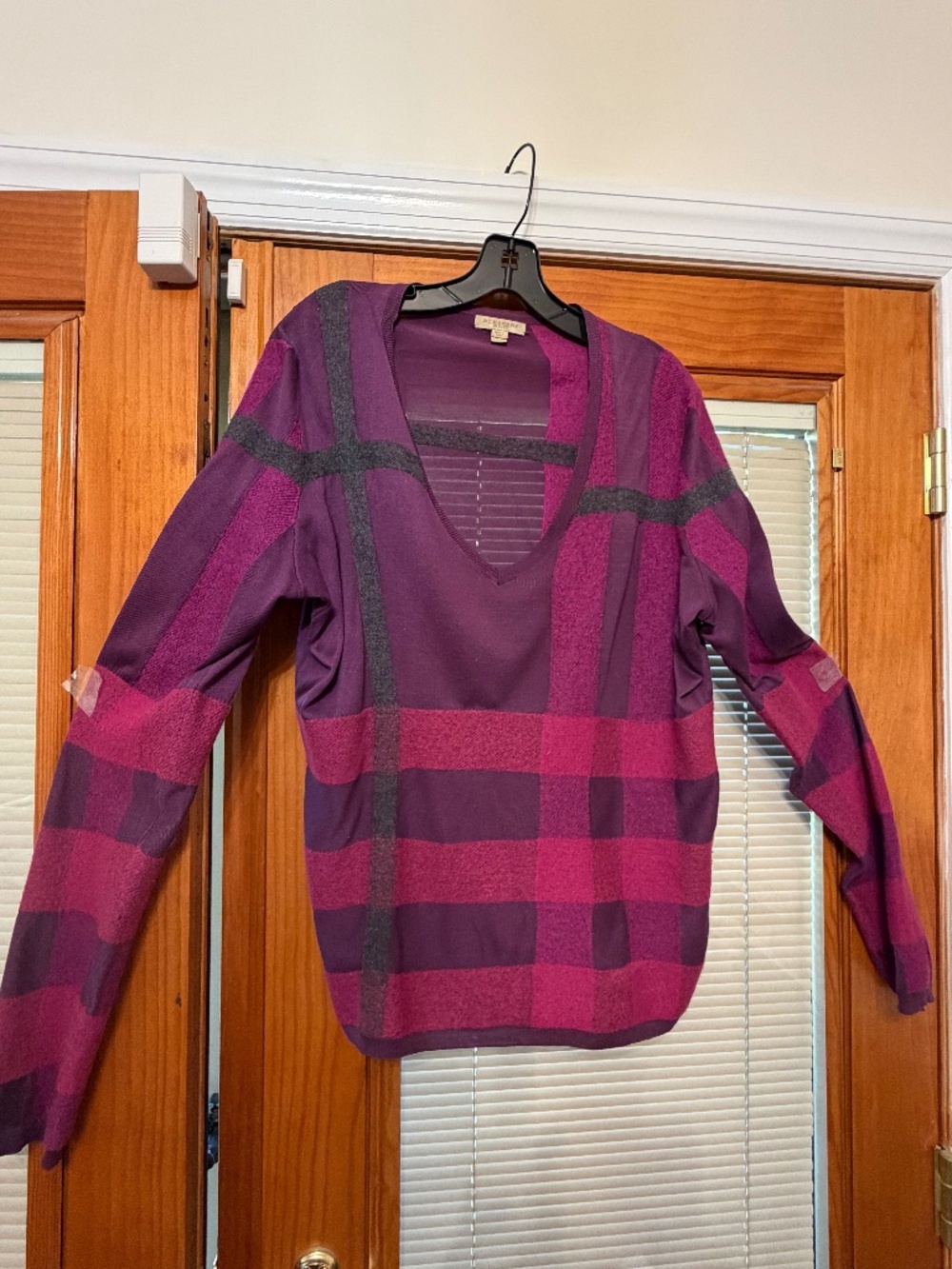 Burberry LS Pullover Sweater
